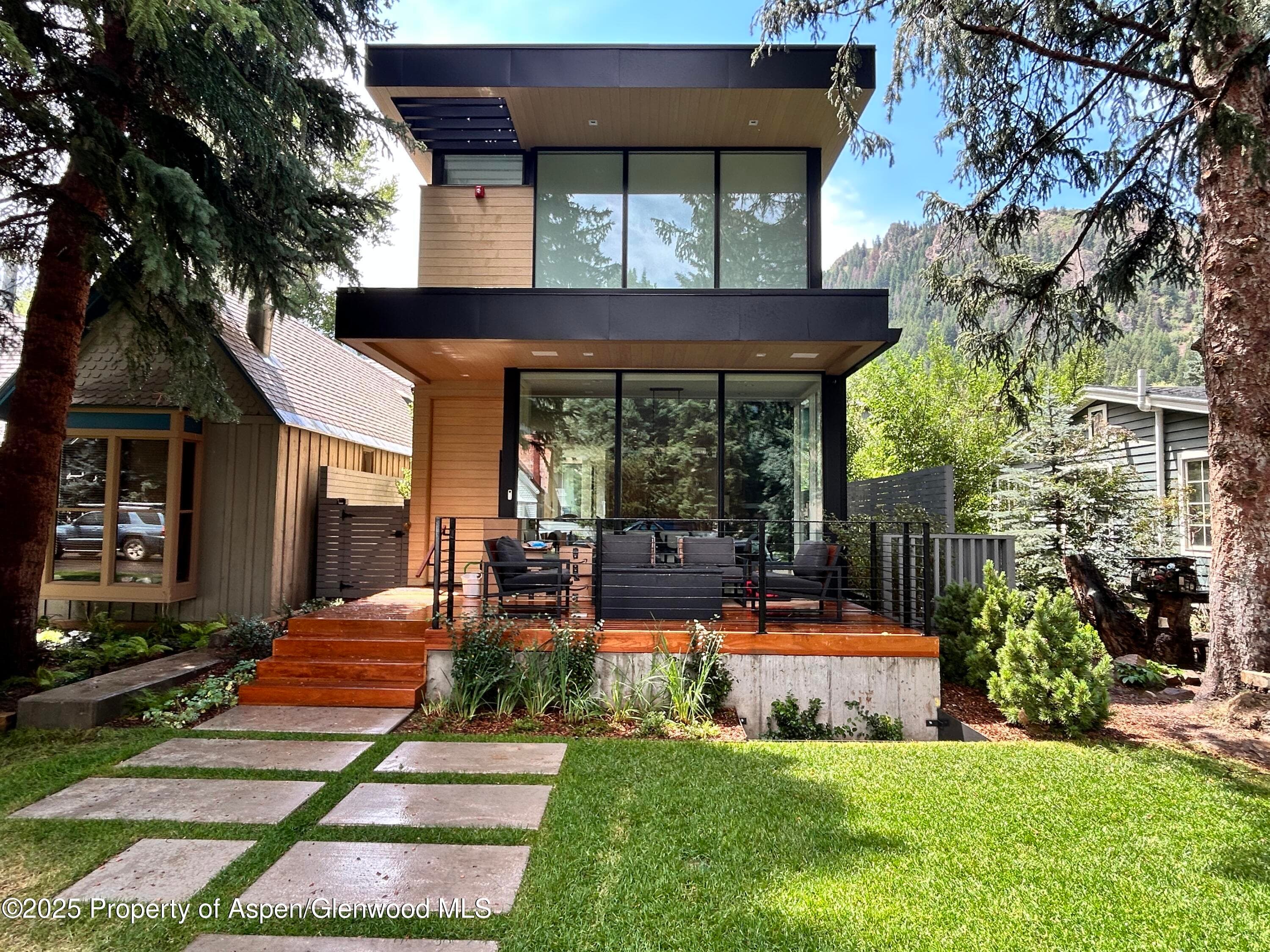219 W Bleeker Street, Aspen, CO 81611 - Photo 54