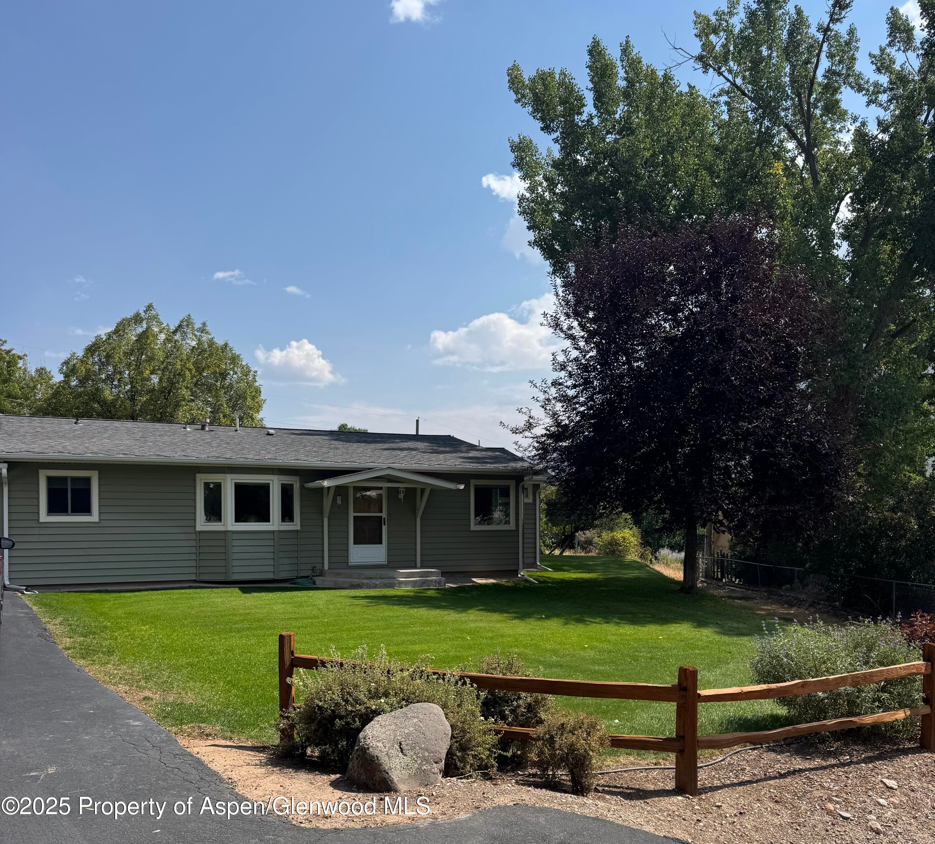 388 Mel Rey Road, Glenwood Springs, CO 81601 - Photo 2