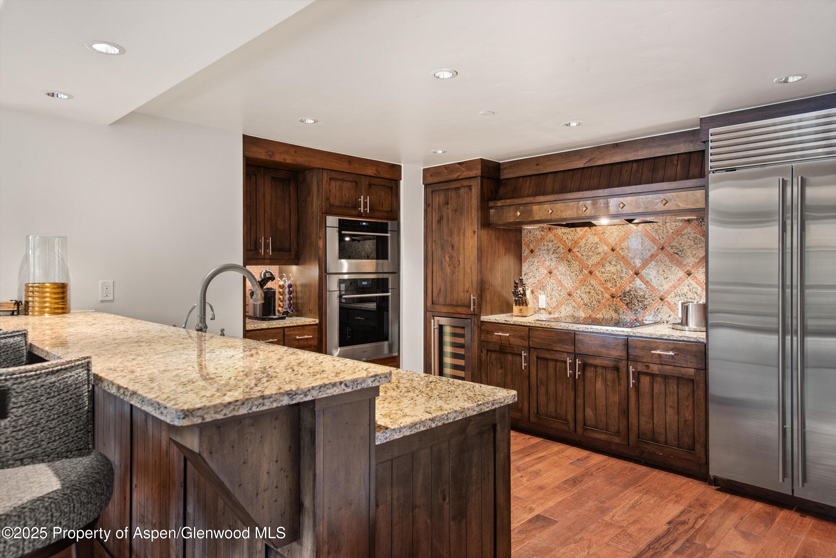 315 E Dean Street B21-E7, Aspen, CO 81611 - Photo 8