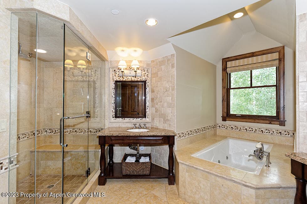 415 E Dean St, Unit 17, Weeks 5&6 Street, Aspen, CO 81611 - Photo 14