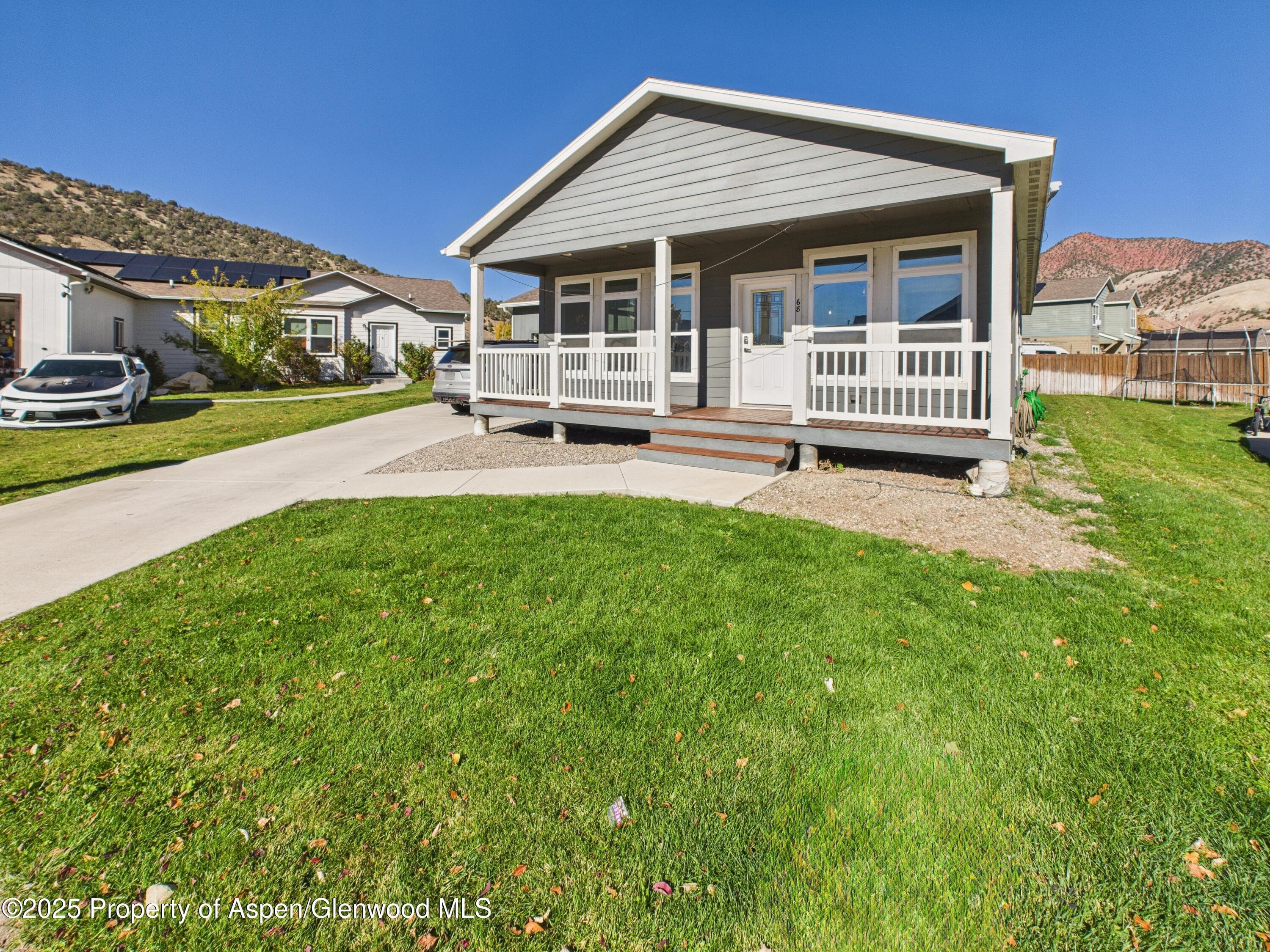 68 Salmon Loop Loop, Gypsum, CO 81637 - Photo 2