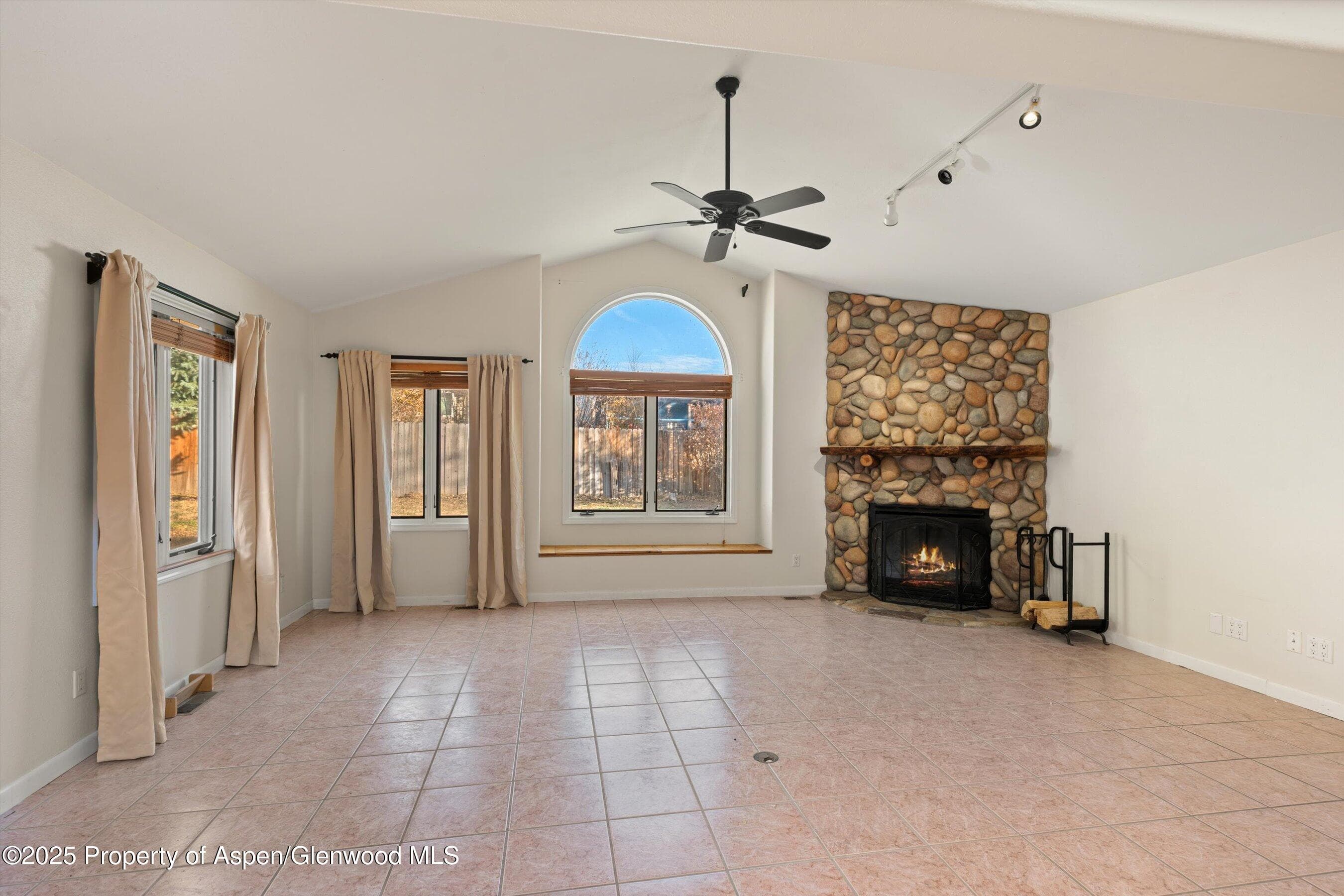 330 Cottonwood Drive, Silt, CO 81652 - Photo 8