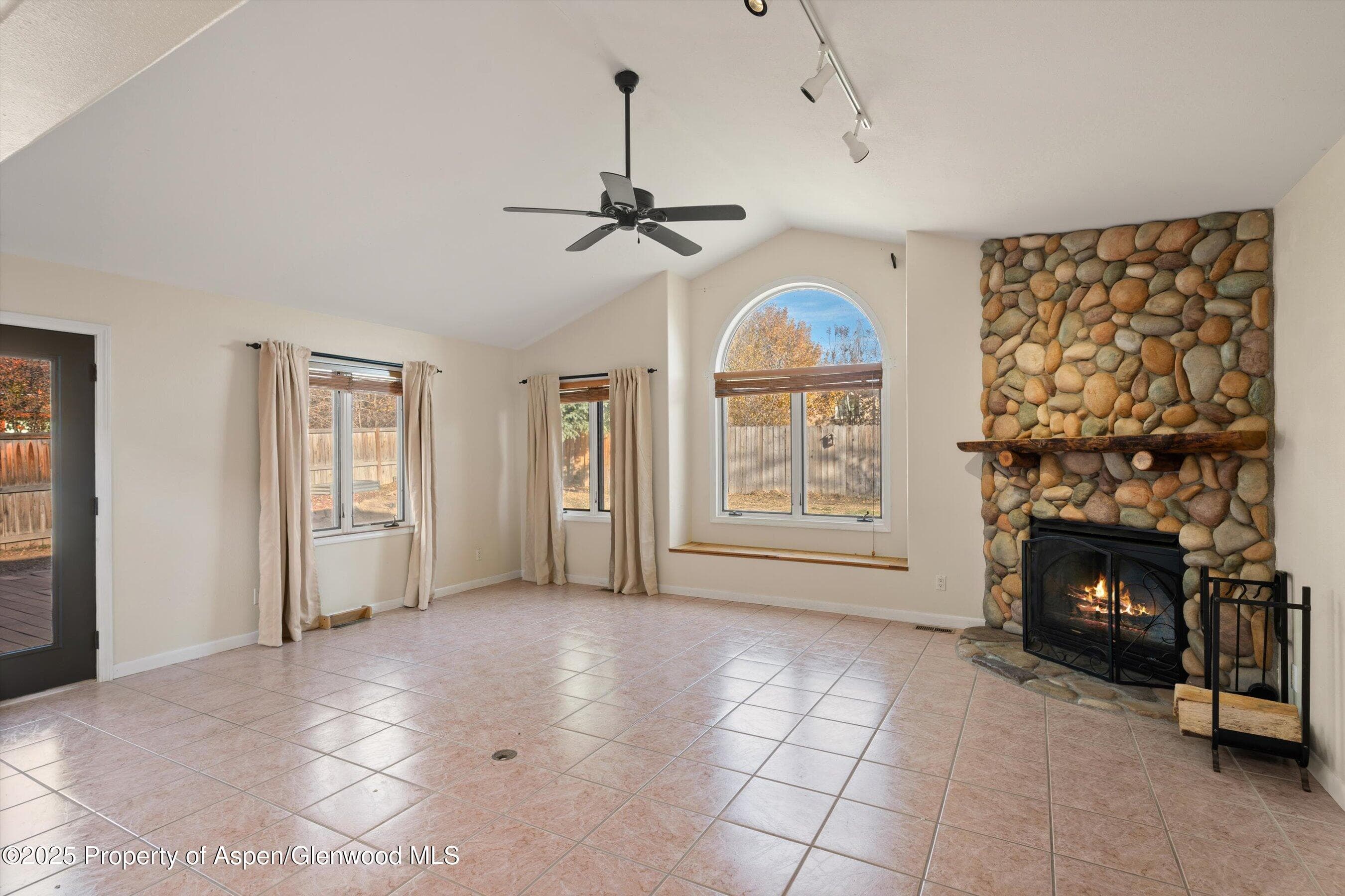 330 Cottonwood Drive, Silt, CO 81652 - Photo 9