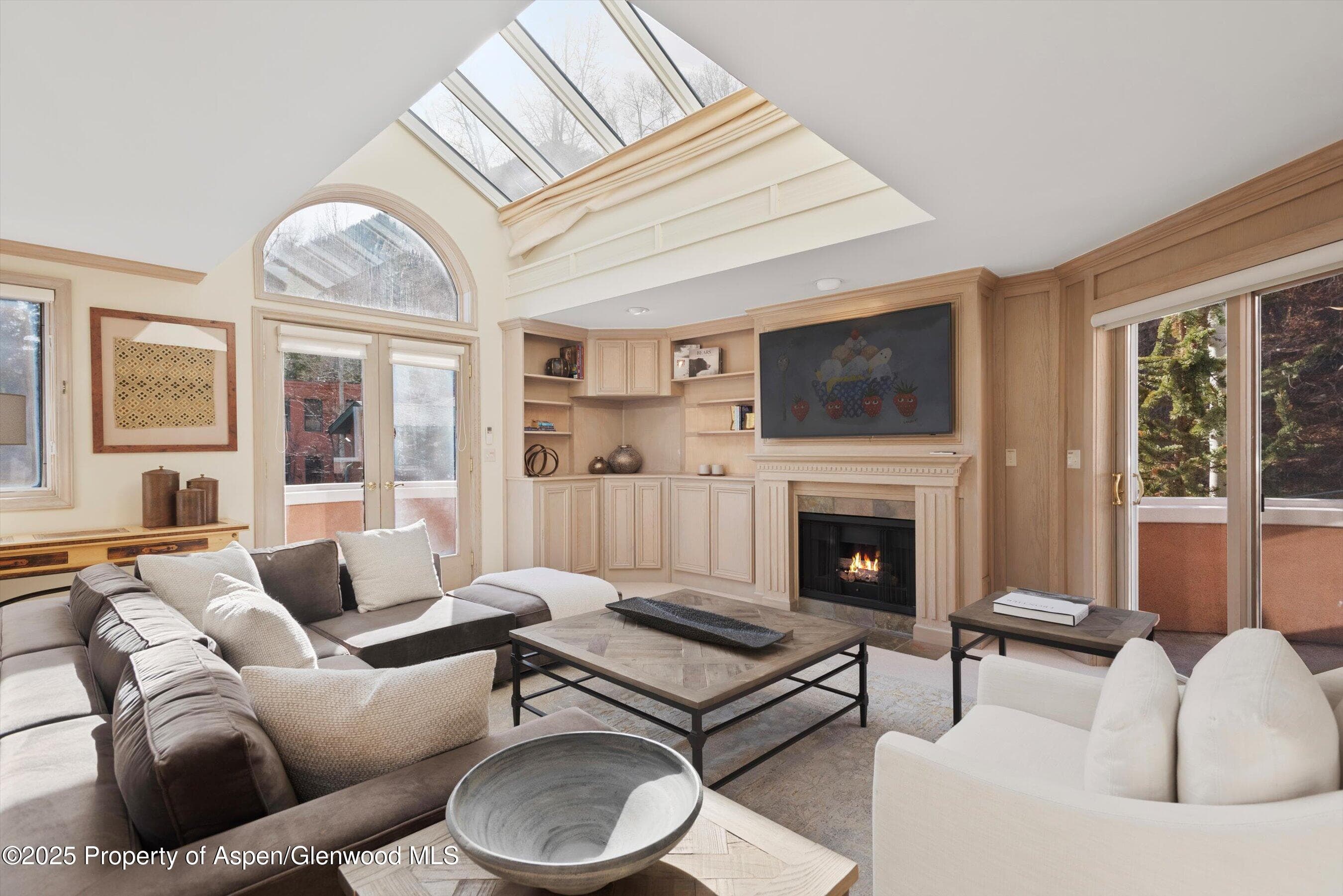 777 UTE Avenue #6, Aspen, CO 81611 - Photo 2