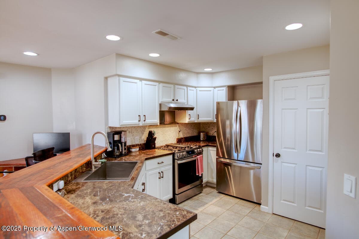 390 Maroon Court, New Castle, CO 81647 - Photo 6