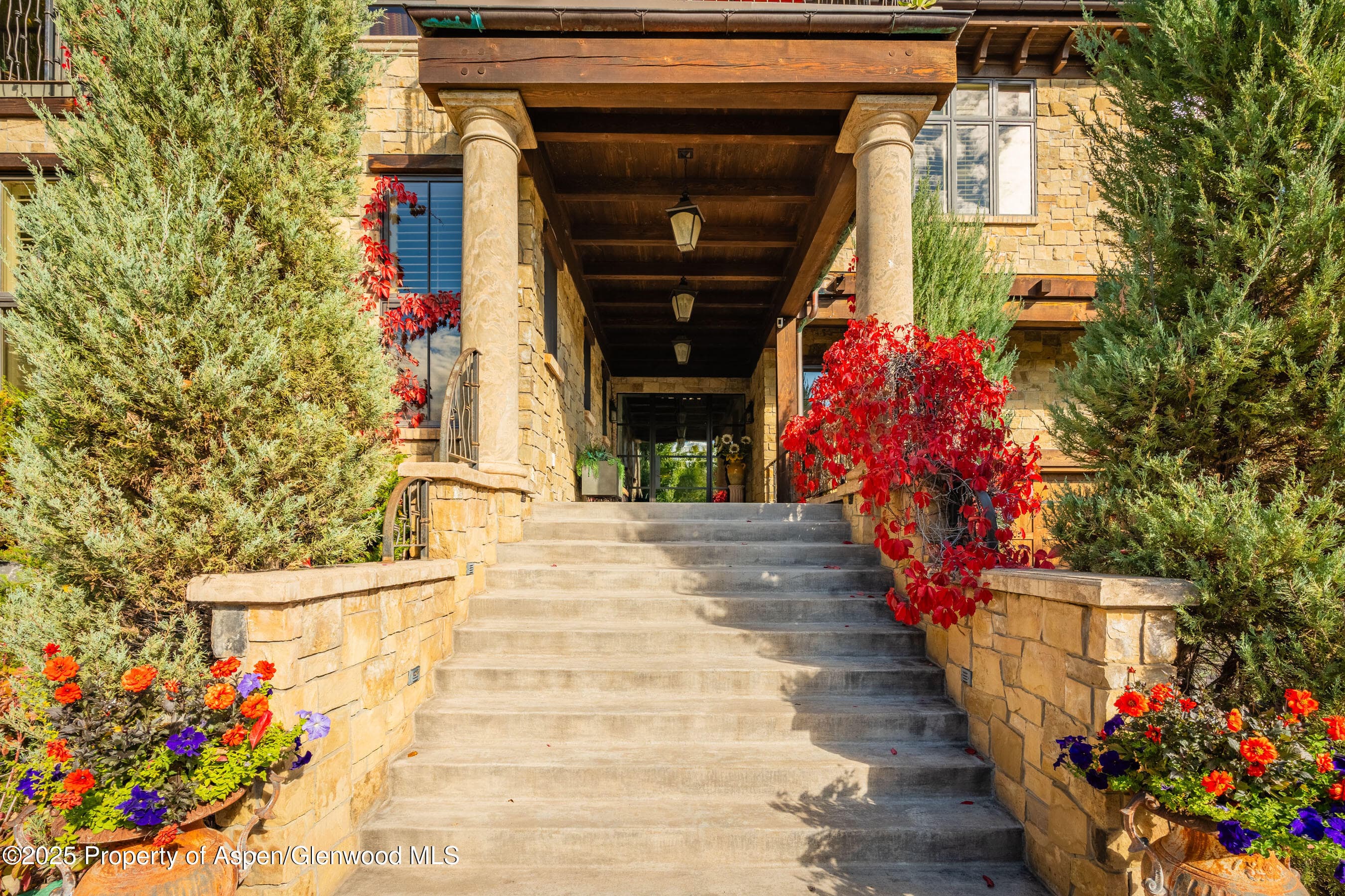 128 W Hillside Drive, Basalt, CO 81621 - Photo 5
