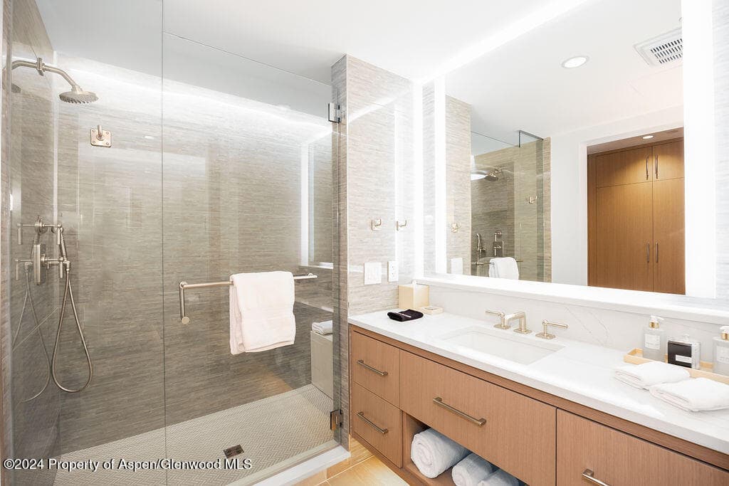 130 Wood Road 460-462, Snowmass Village, CO 81615 - Photo 15