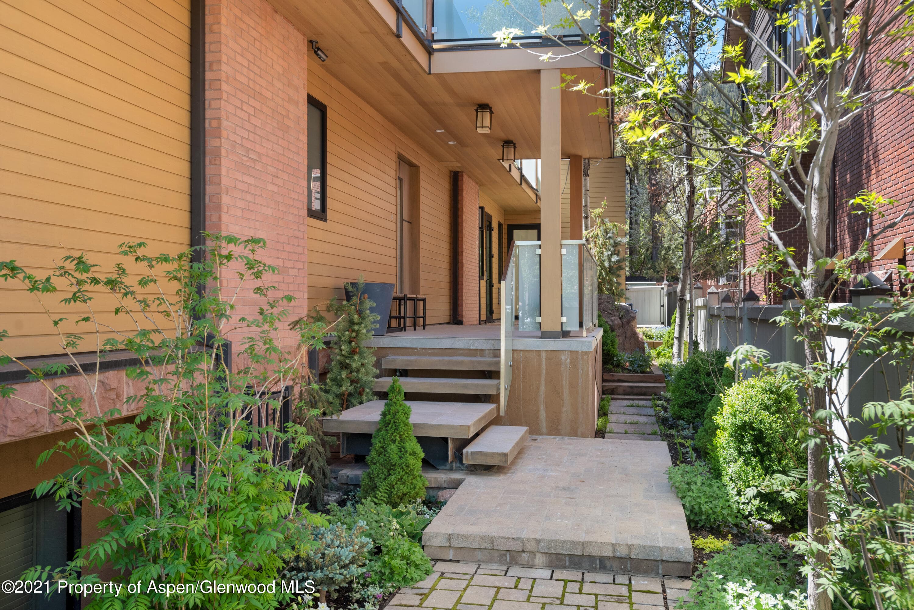 727 E Hopkins Avenue A, Aspen, CO 81611 - Photo 37