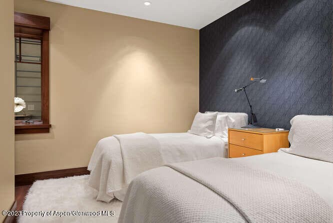 719 E Hopkins Avenue 202, Aspen, CO 81611 - Photo 33