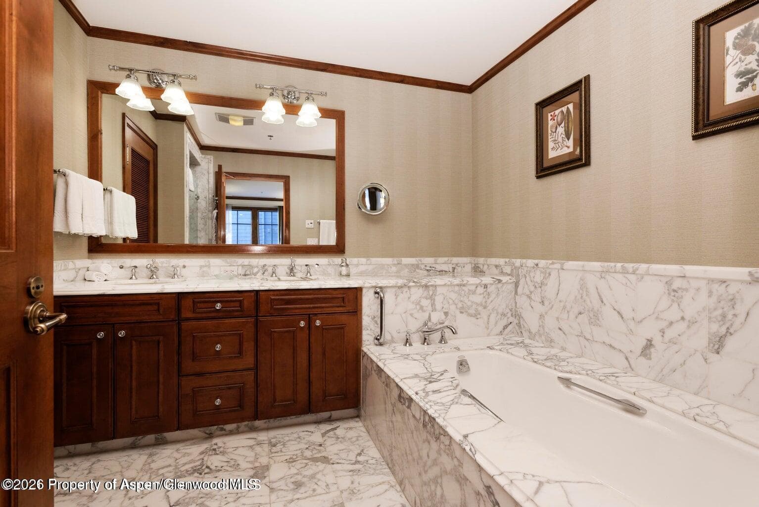 197 Prospector Road 2408 Fw 51,13,22, Fl, Aspen, CO 81611 - Photo 8