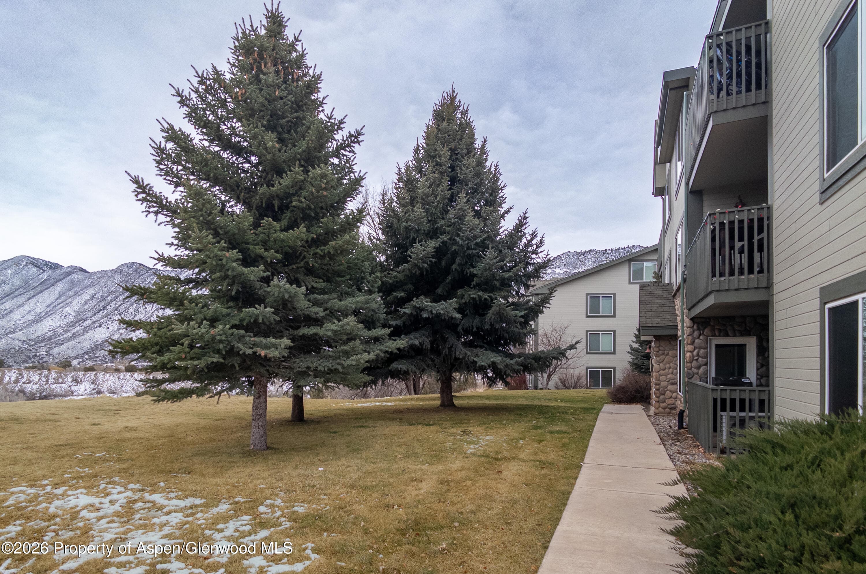 792 Castle Valley Boulevard B, New Castle, CO 81647 - Photo 16