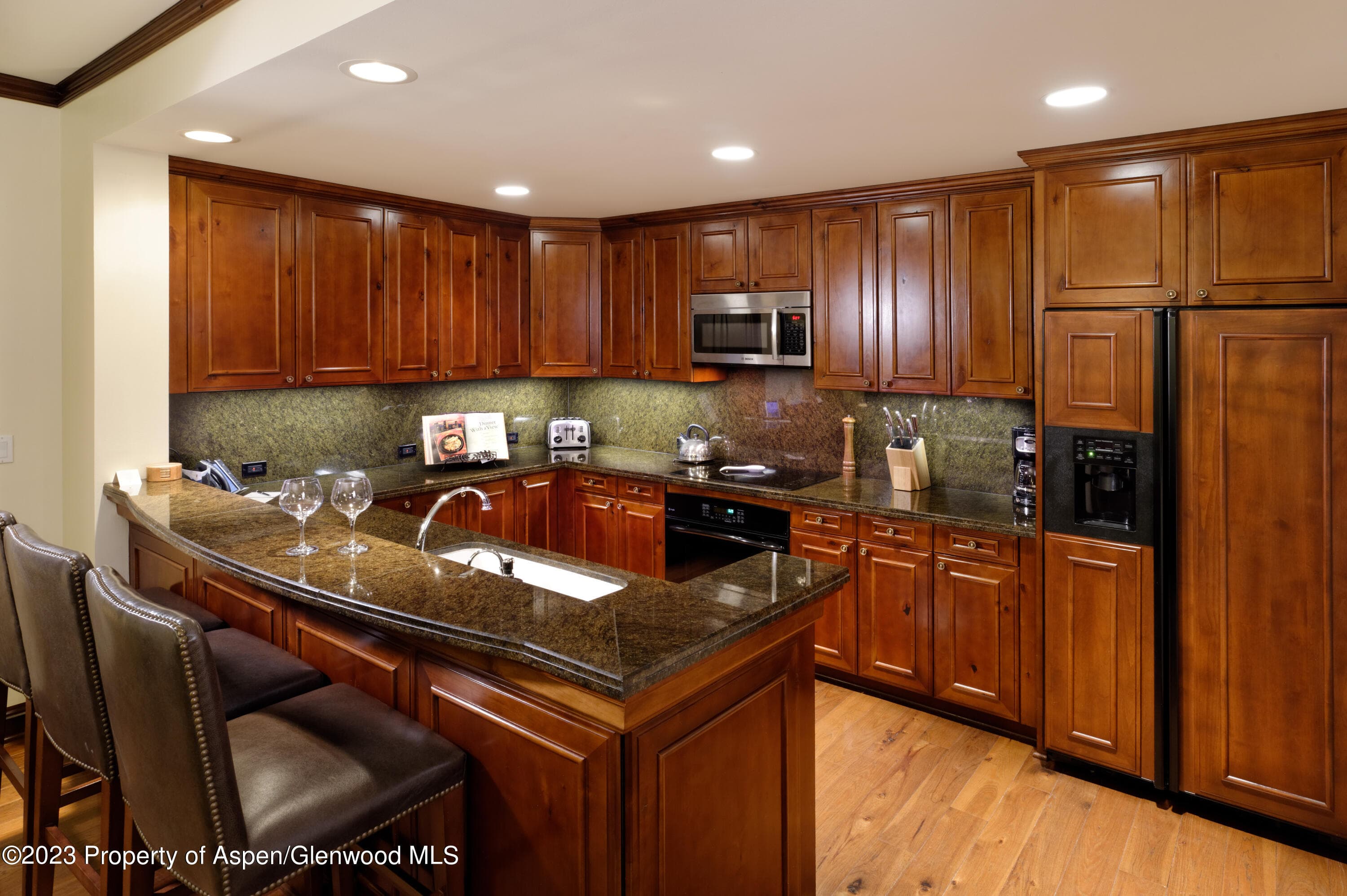 75 Prospector Road 2304 Fw 1,9,10 Fl, Aspen, CO 81611 - Photo 4