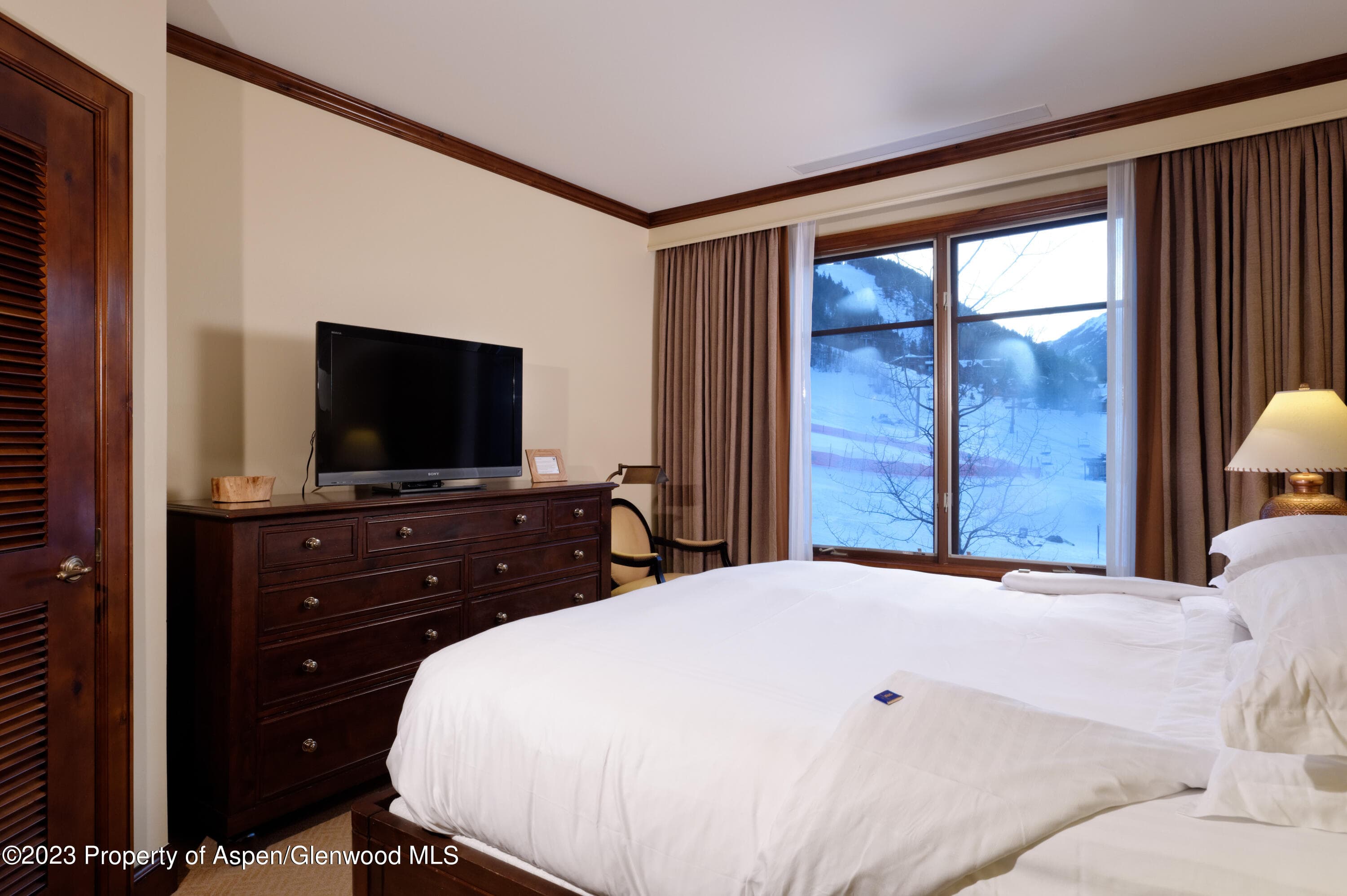 75 Prospector Road 2304 Fw 1,9,10 Fl, Aspen, CO 81611 - Photo 8