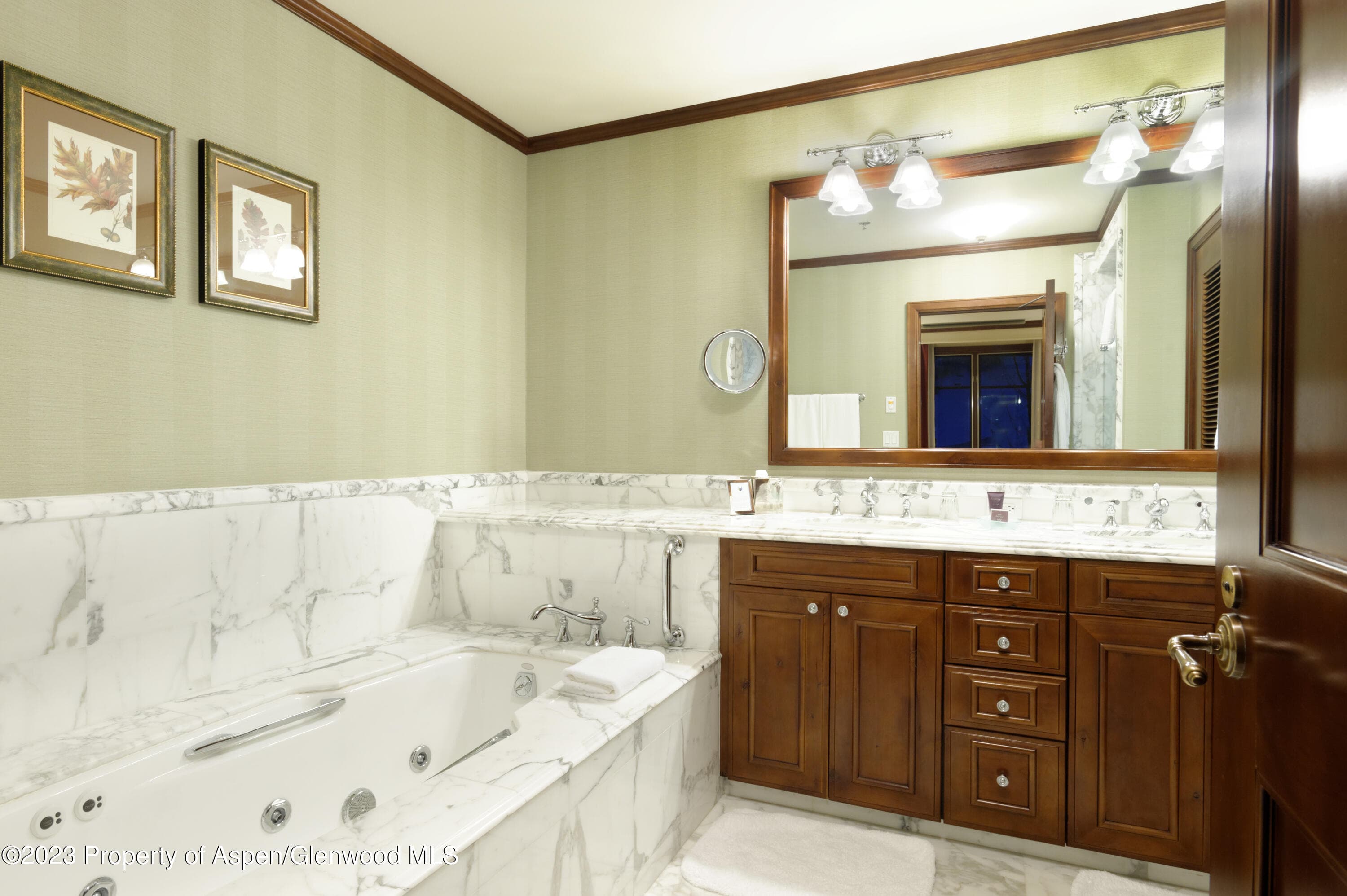 75 Prospector Road 2304 Fw 1,9,10 Fl, Aspen, CO 81611 - Photo 12