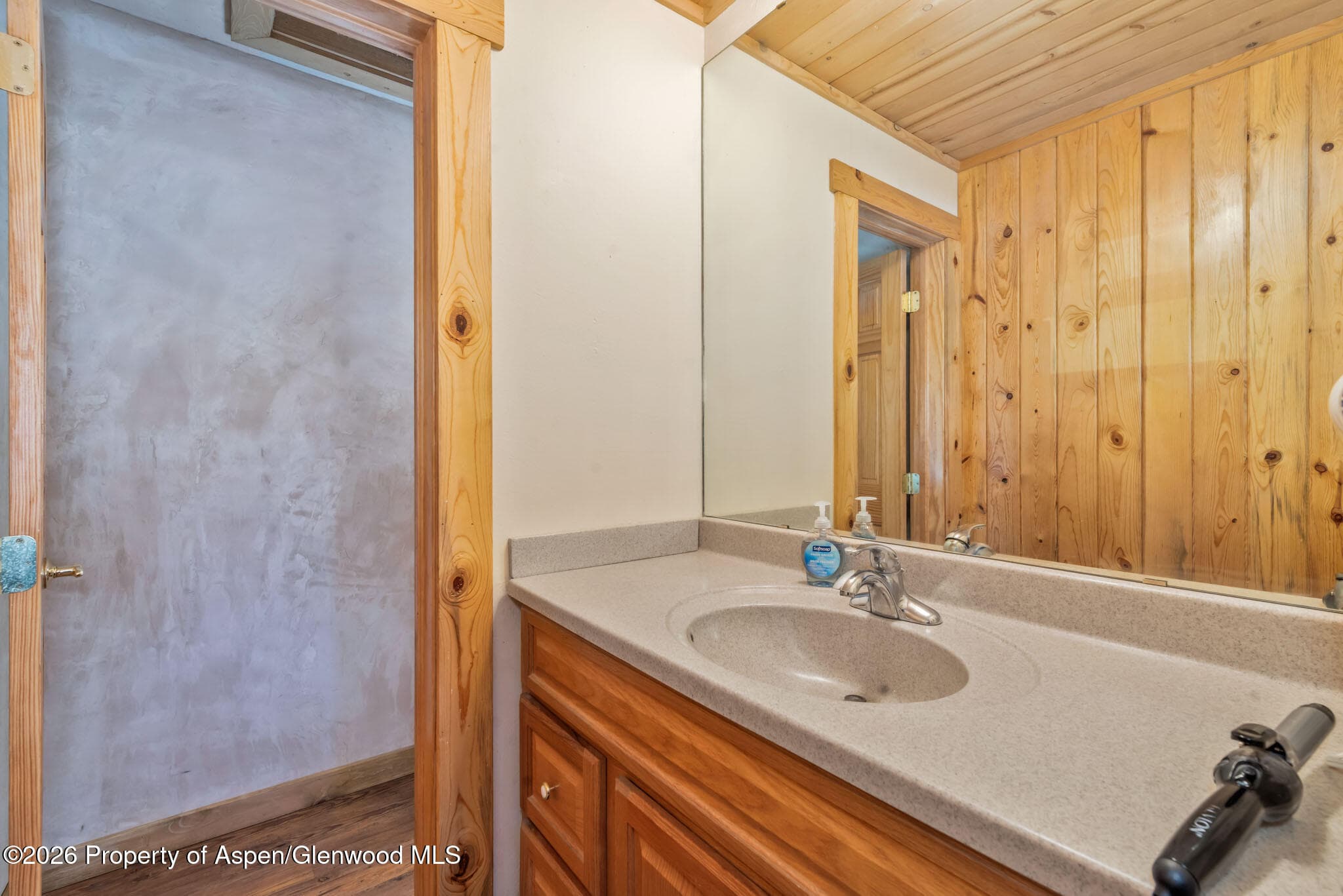 517 E Jefferson Avenue, Hayden, CO 81639 - Photo 37