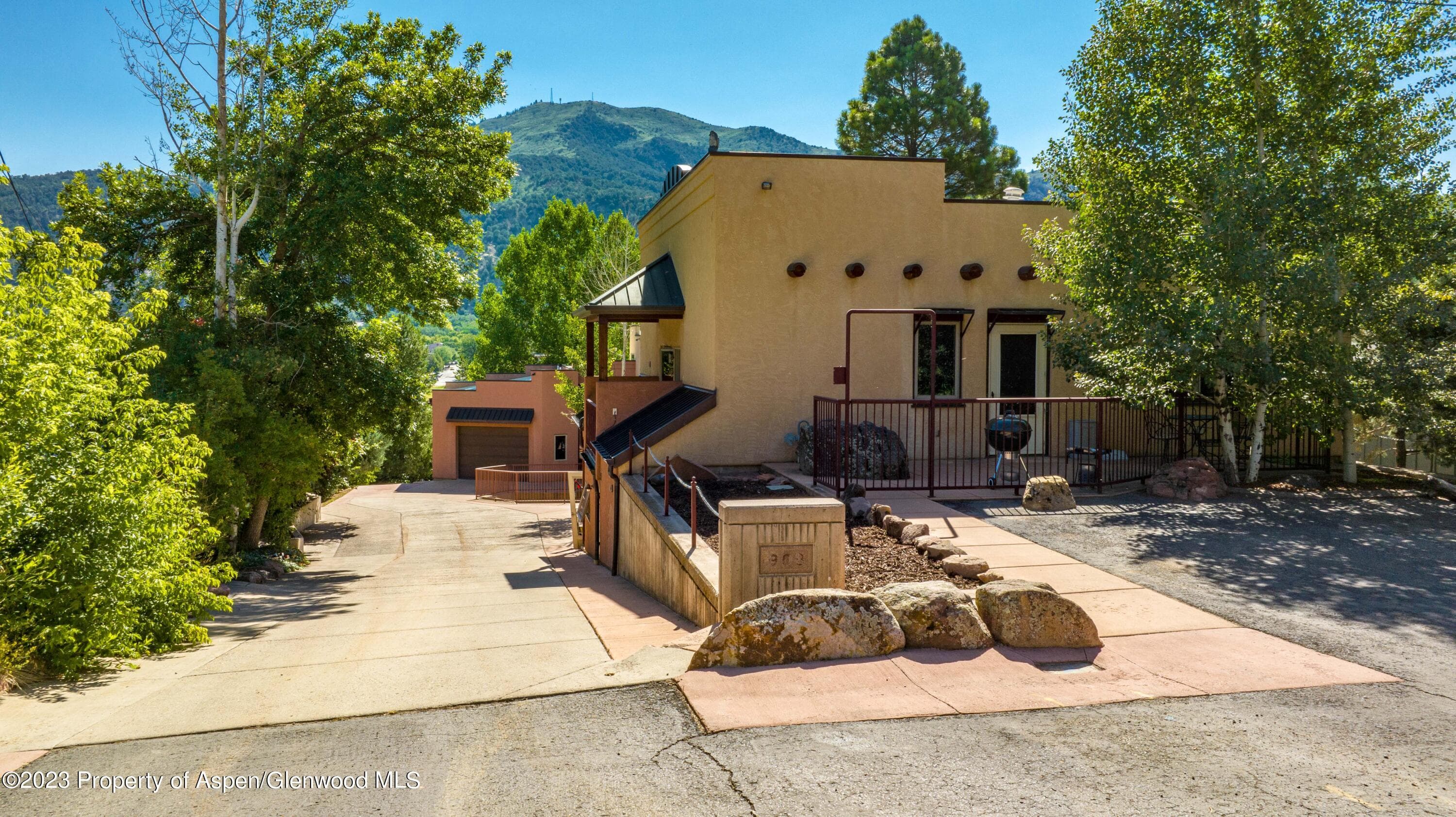 908 Red Mountain Drive, Glenwood Springs, CO 81601 - Photo 2
