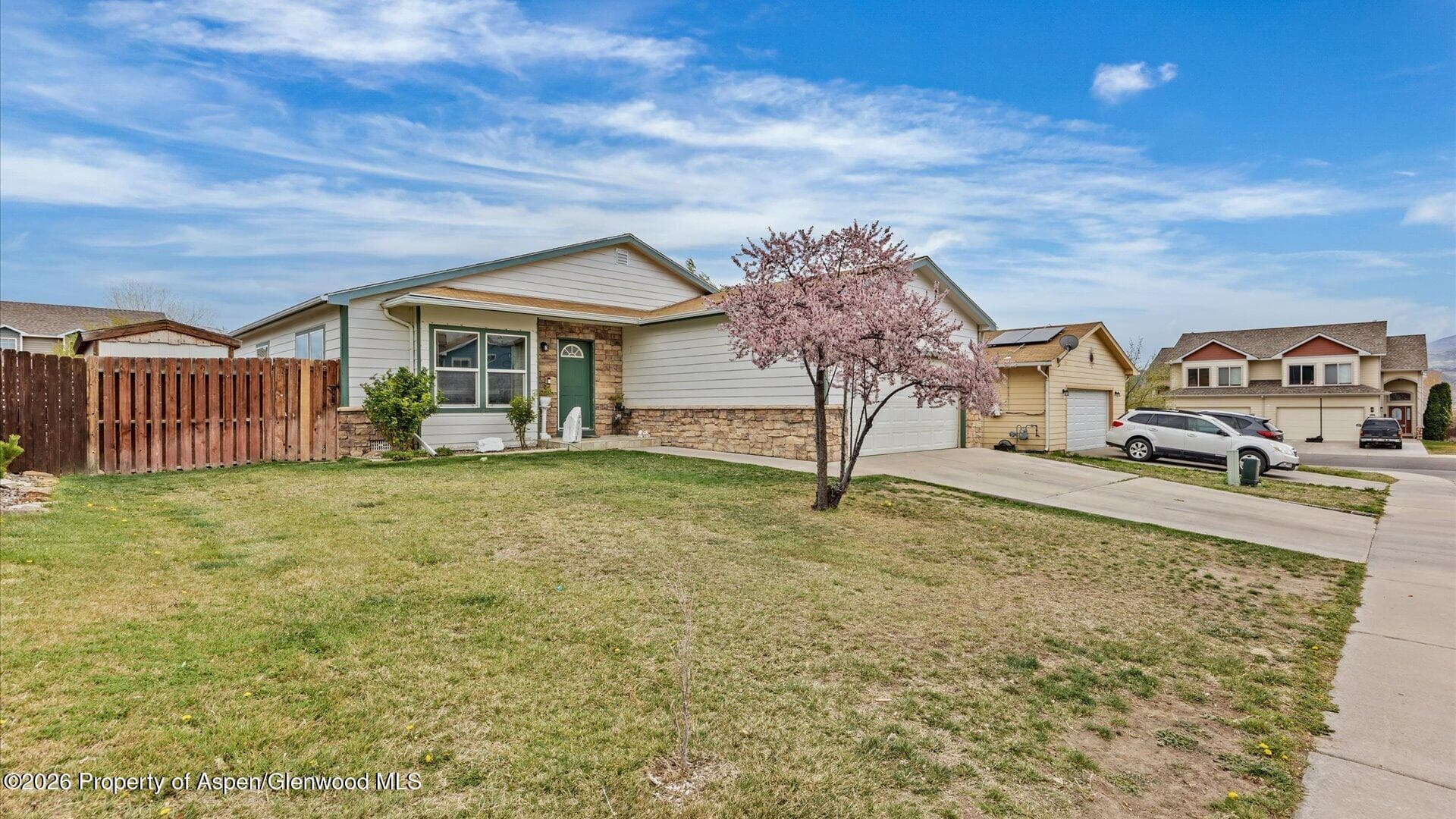2606 Shawnee Court, Rifle, CO 81650 - Photo 2