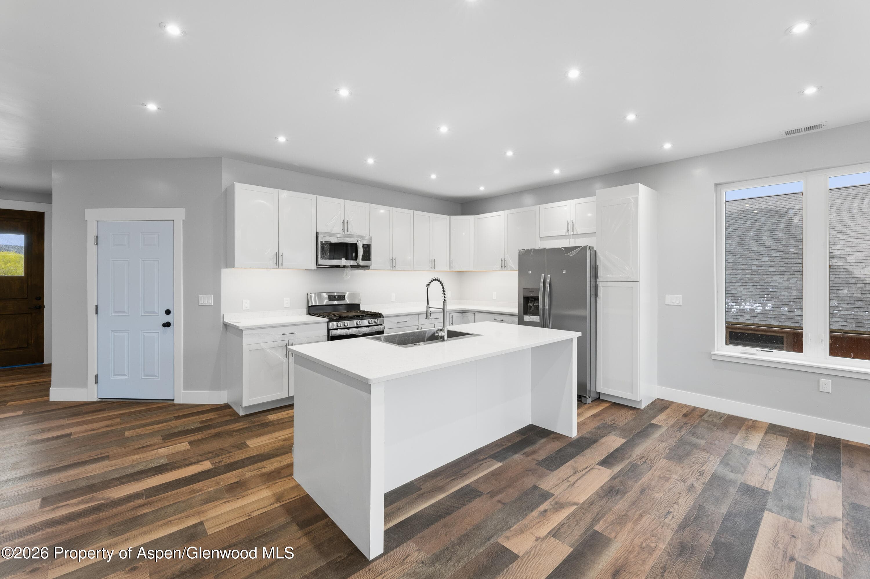 837 Ute Circle, New Castle, CO 81647 - Photo 9