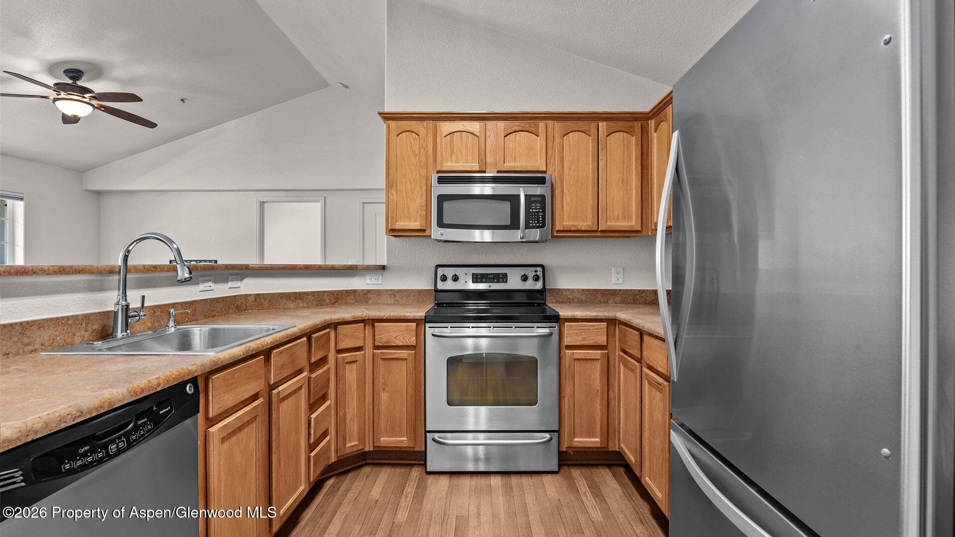 488 River View Drive 407, New Castle, CO 81647 - Photo 10