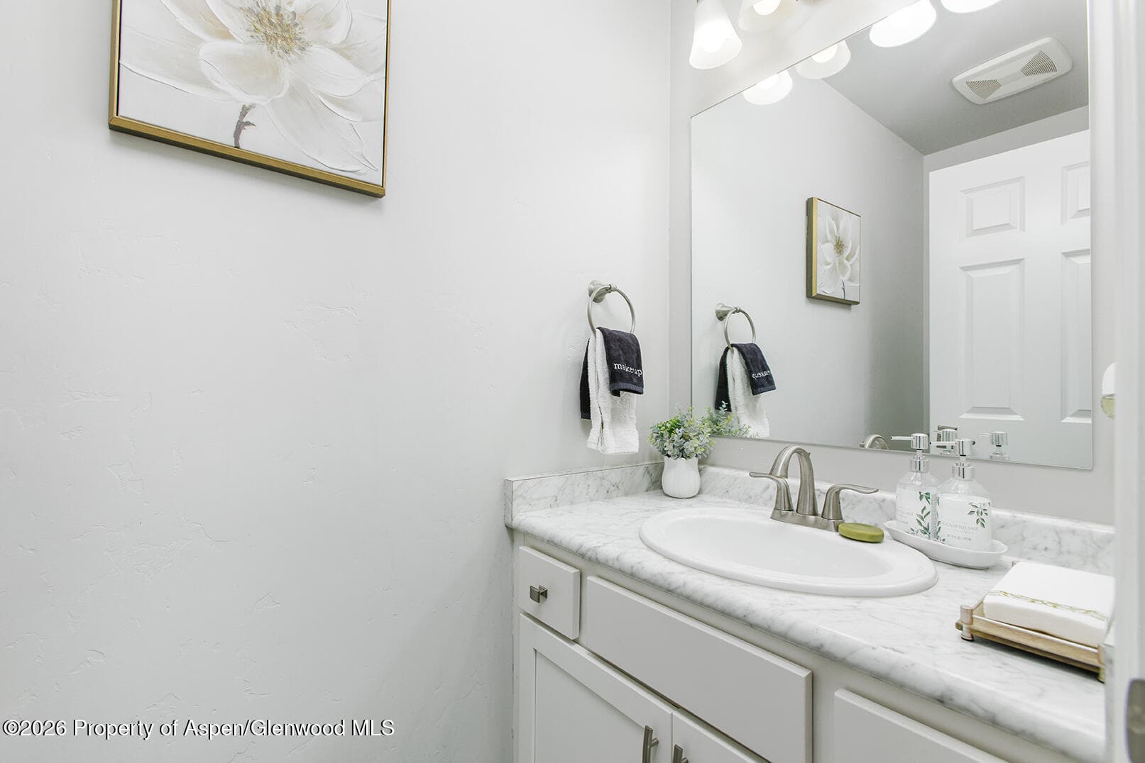 2013 Ballard Avenue, Silt, CO 81652 - Photo 6