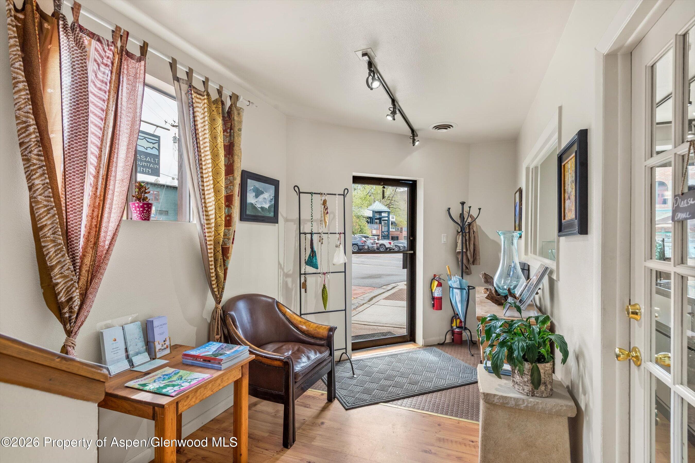 214 Midland Avenue First Floor, Basalt, CO 81621 - Photo 6