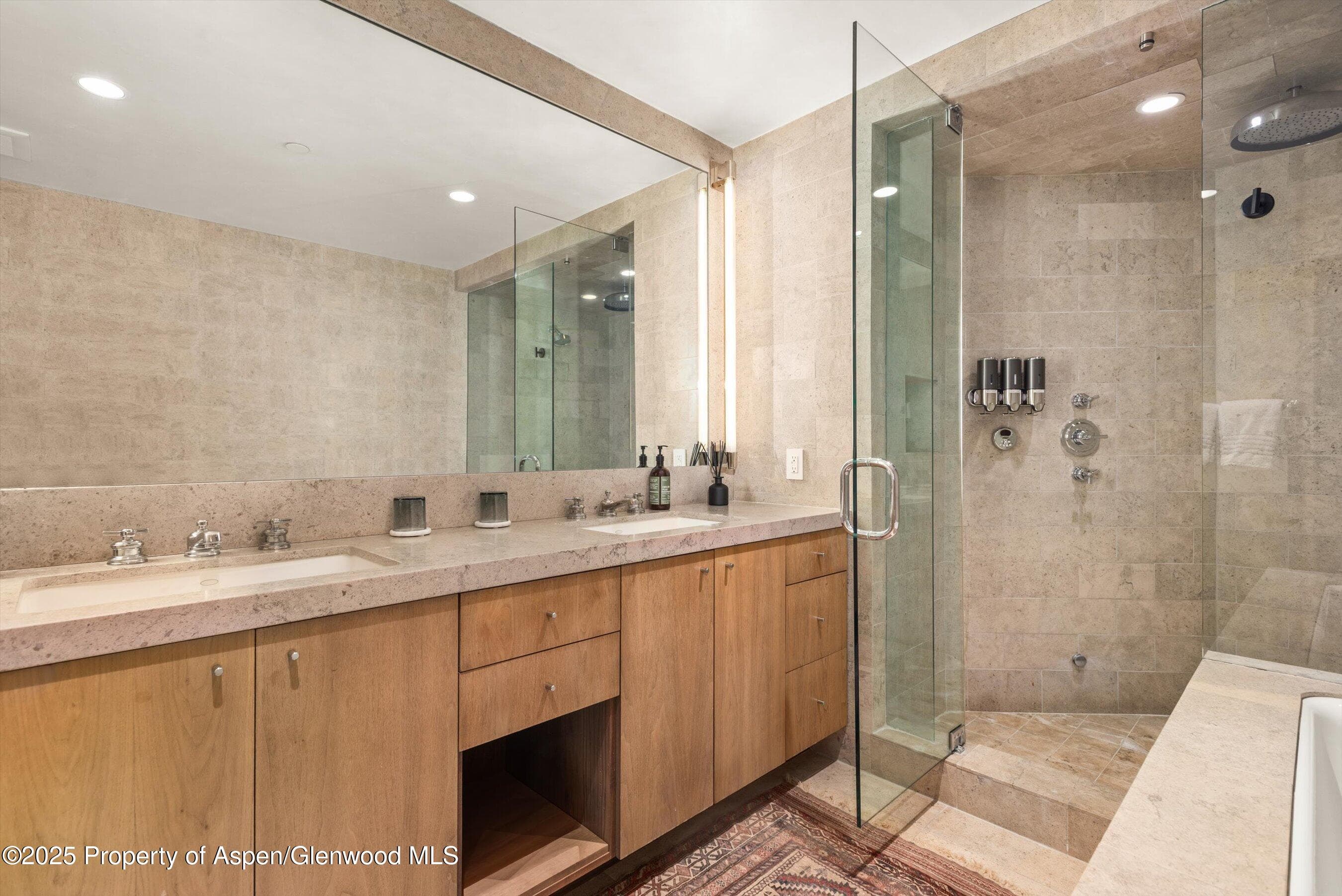 706 E Hyman Avenue, Aspen, CO 81611 - Photo 34