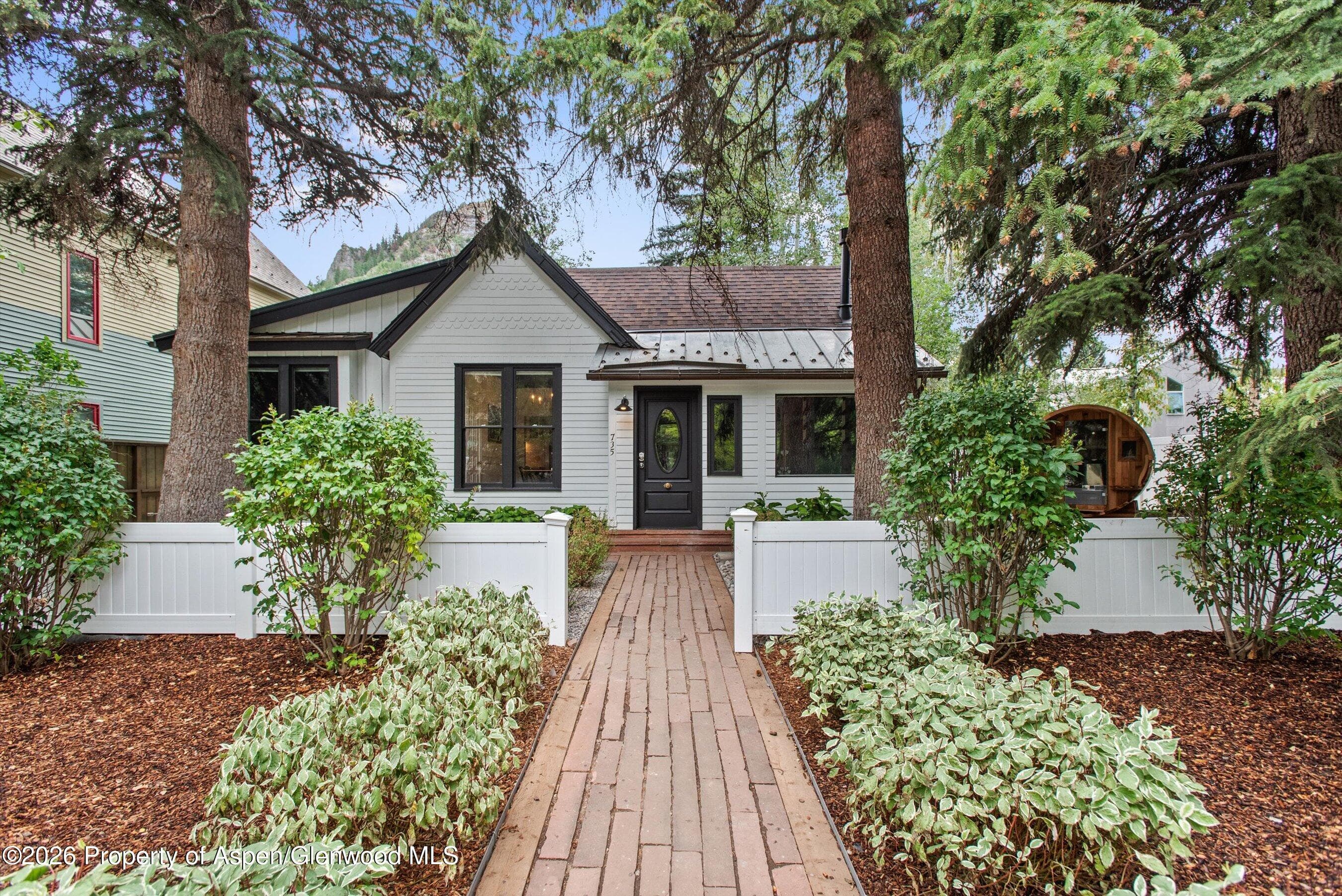 735 W Bleeker Street, Aspen, CO 81611 - Photo 2