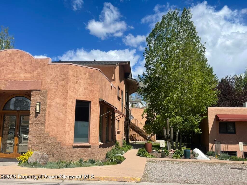 50 Weant Boulevard, Carbondale, CO 81623 - Photo 2