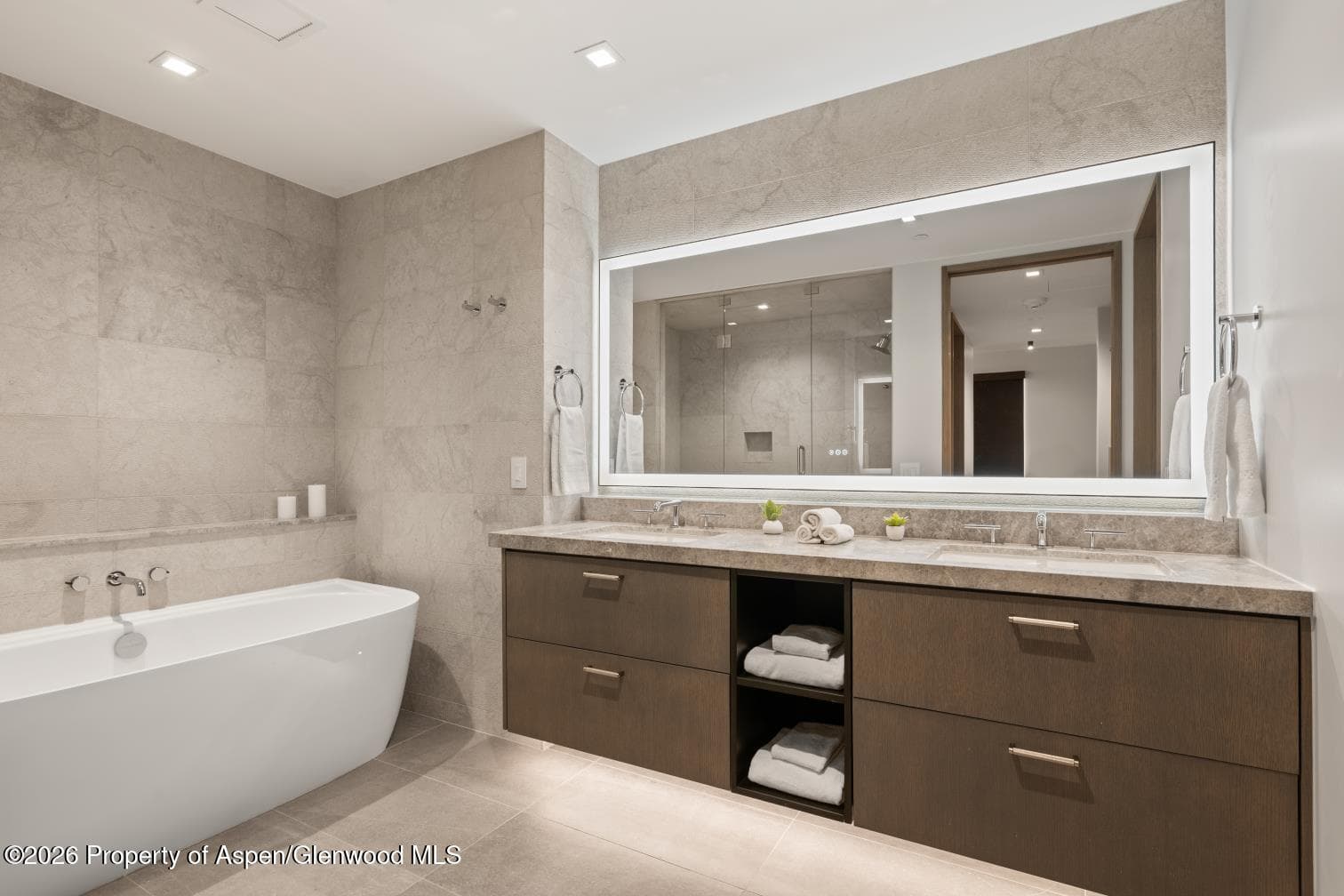 180 Wood Road 402, Snowmass Village, CO 81615 - Photo 33