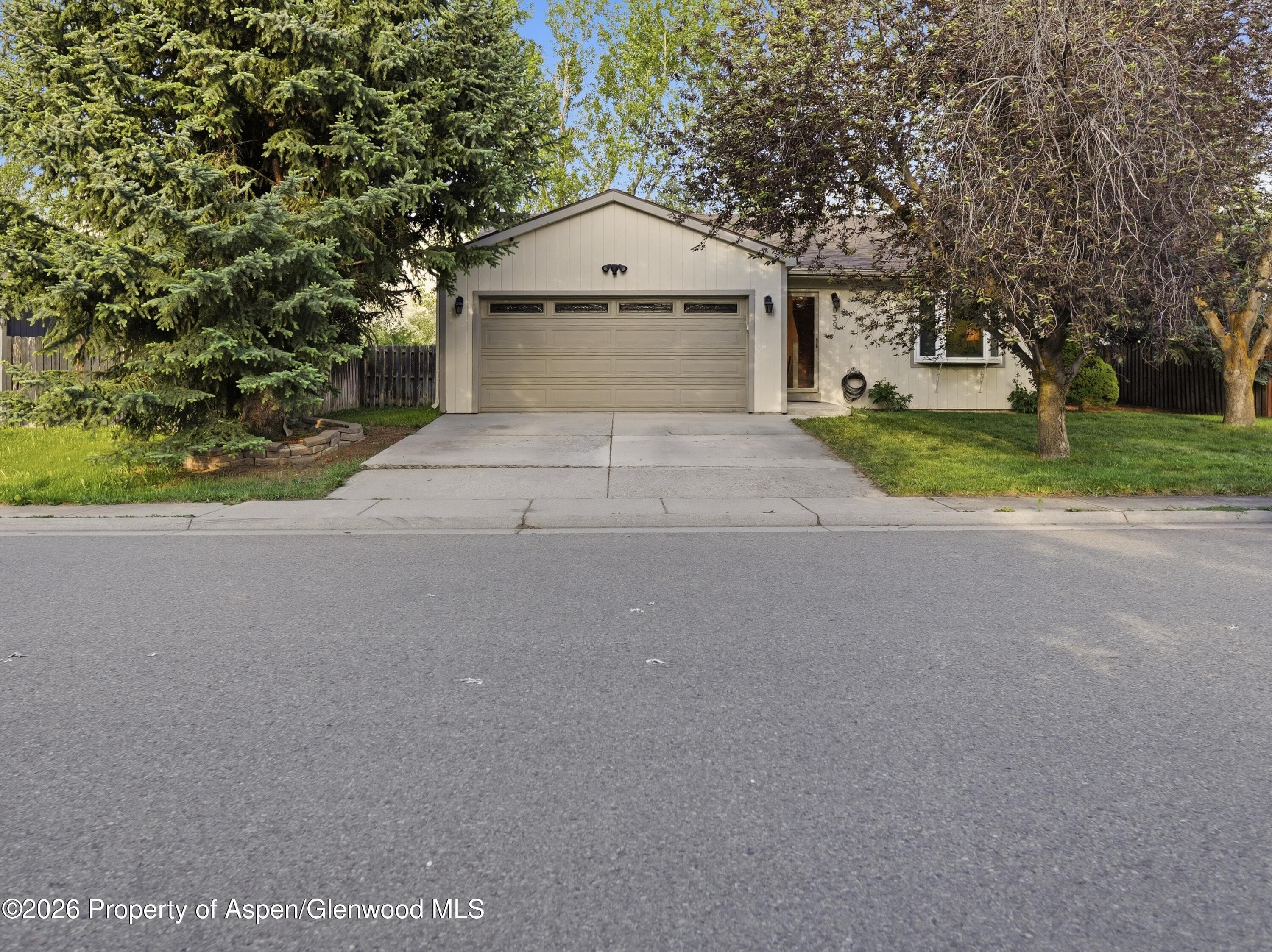 39 Coyote Circle, Carbondale, CO 81623 - Photo 2