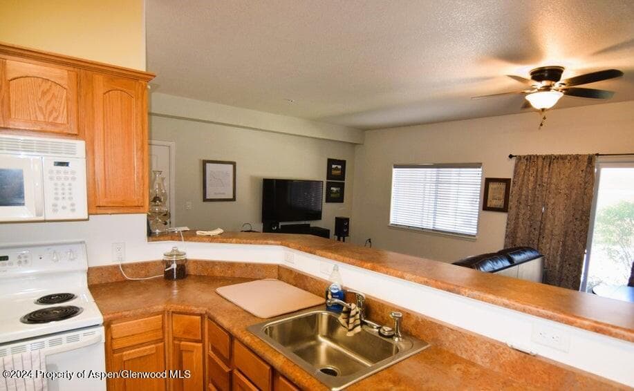 646 River View Drive, New Castle, CO 81647 - Photo 6