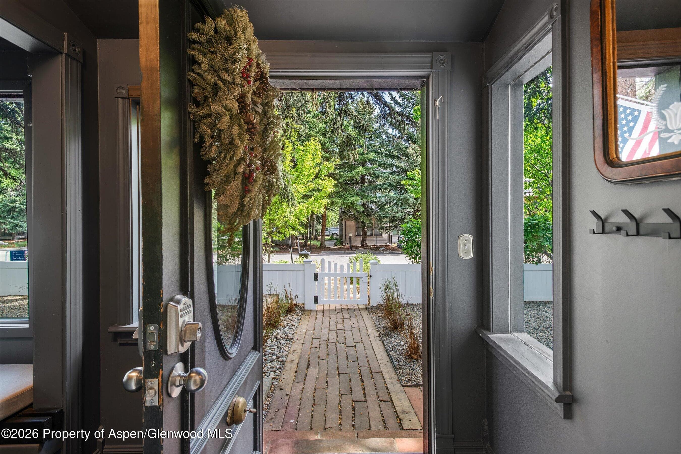 735 W Bleeker Street, Aspen, CO 81611 - Photo 23