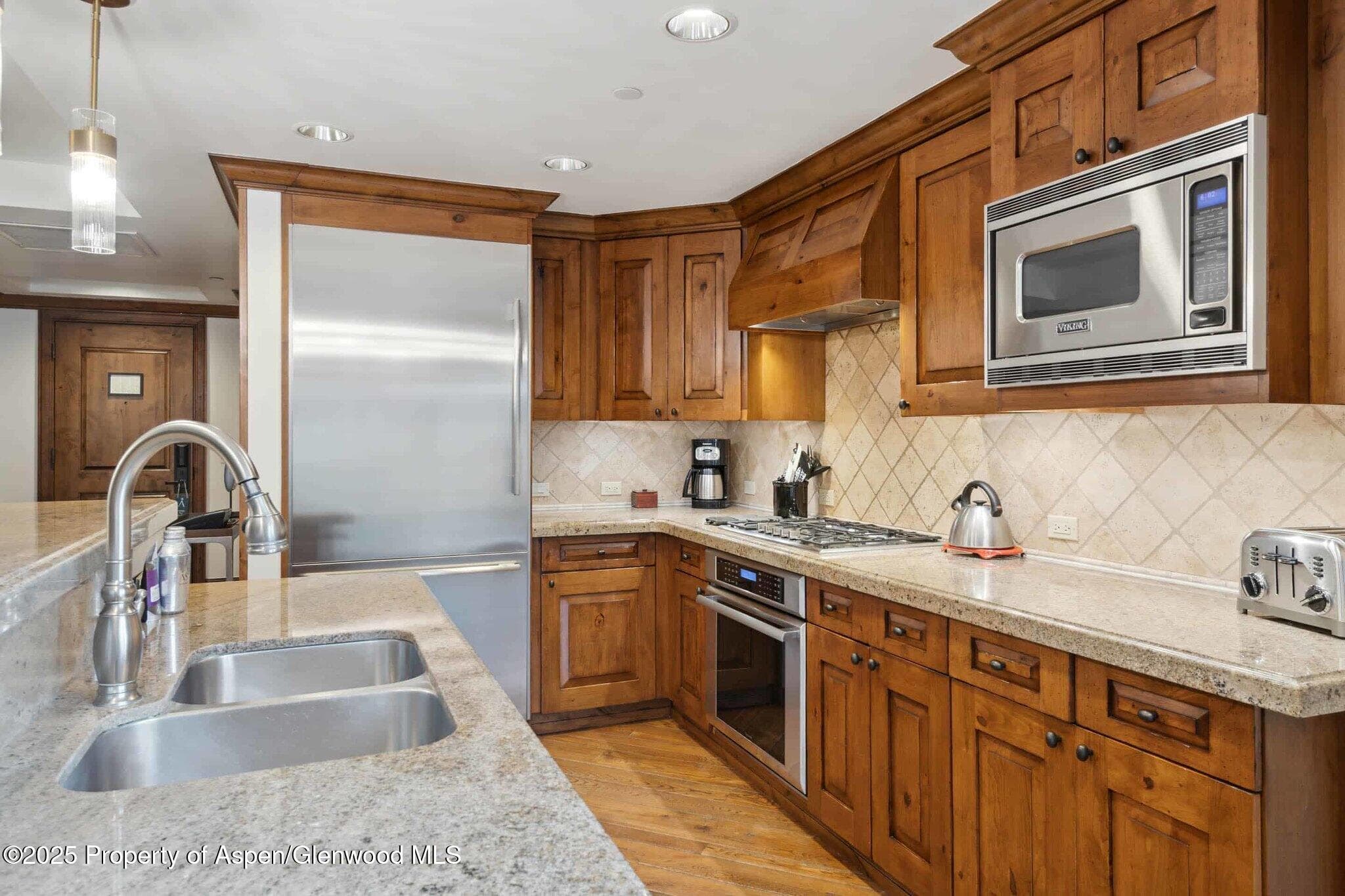 415 E Dean St., Unit 38, Week 33, Aspen, CO 81611 - Photo 9