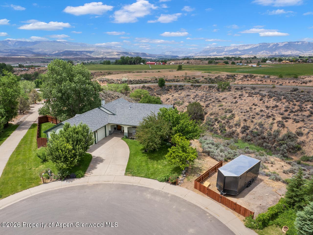 433 Eagles View Court, Silt, CO 81652 - Photo 1