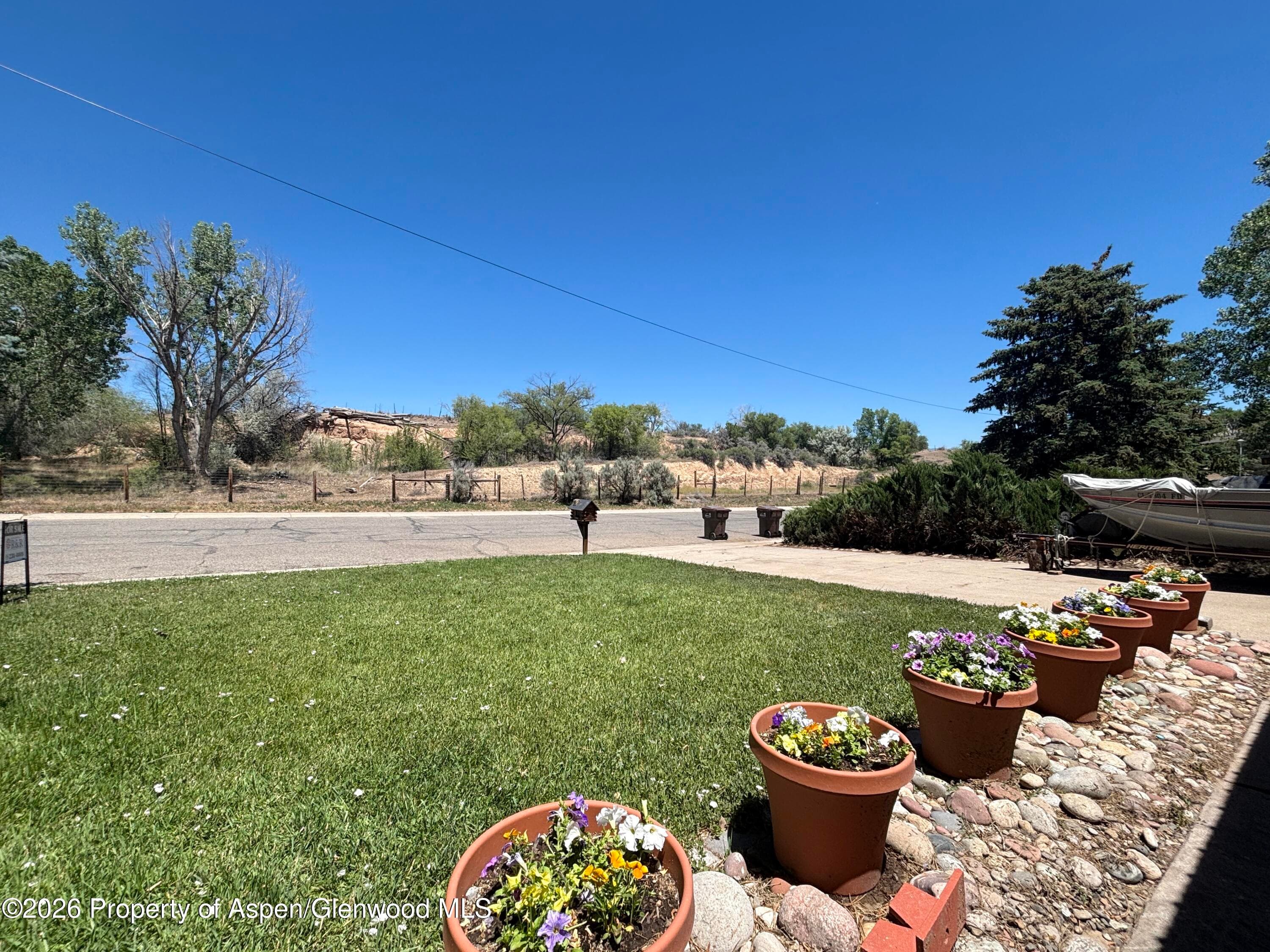 1623 W 7th Street, Rifle, CO 81650 - Photo 2