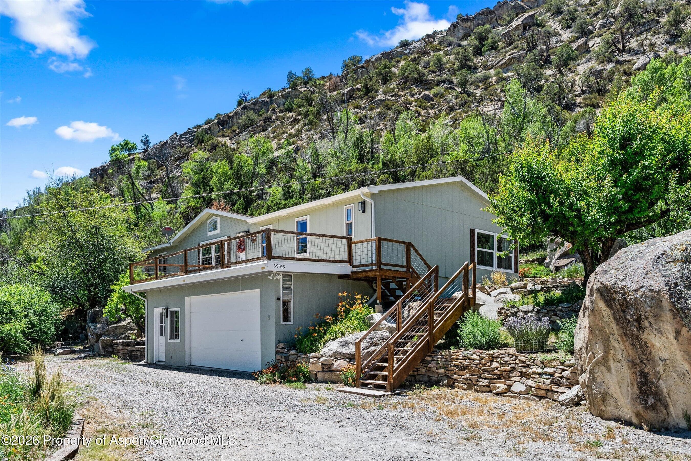 39049 Highway 6, New Castle, CO 81647 - Photo 3