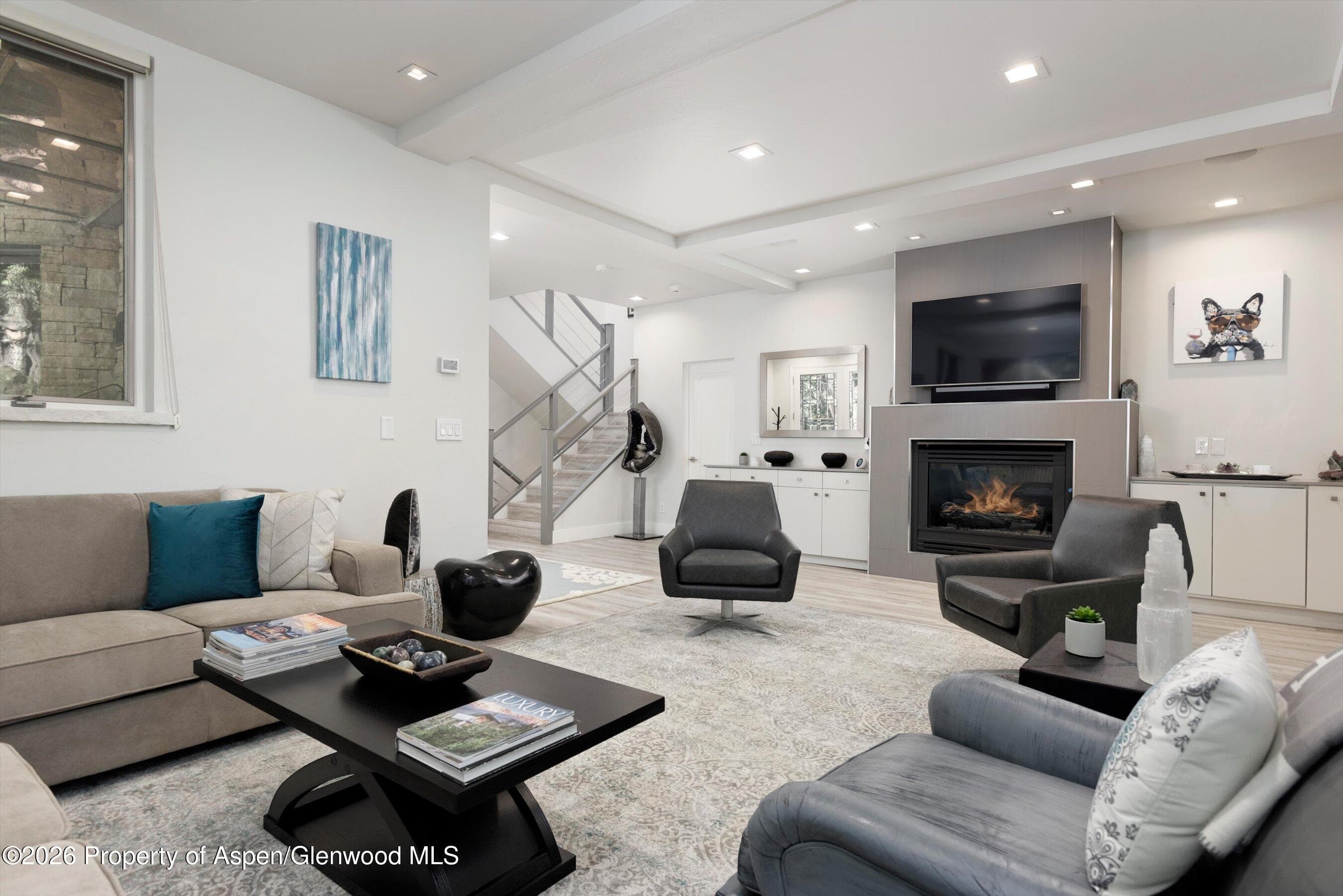 736 W Smuggler Street B, Aspen, CO 81611 - Photo 3