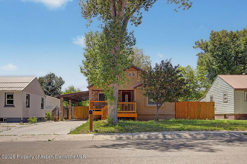 750 Pershing Street, Craig, CO 81625 - Photo 3