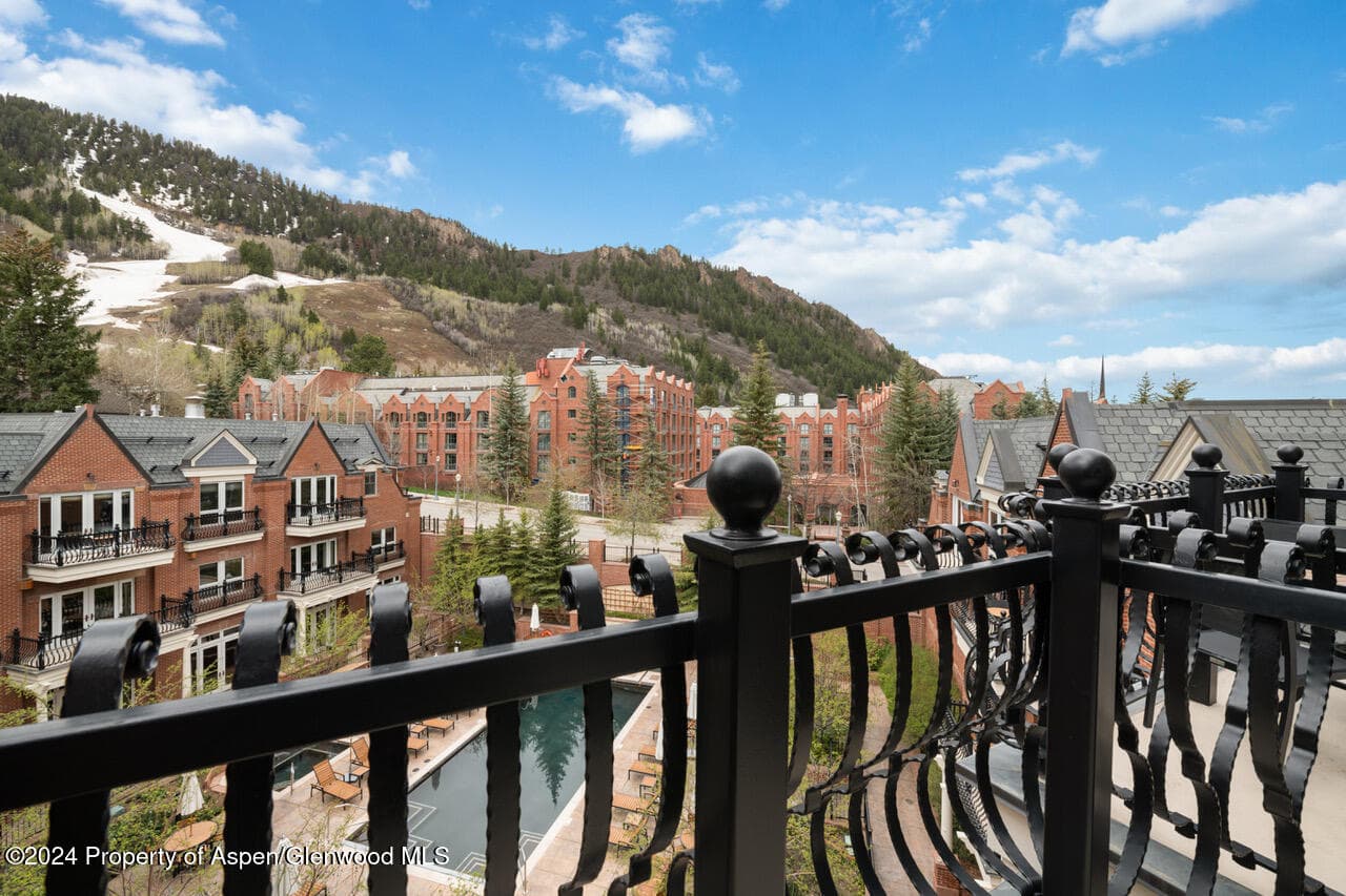 415 E Dean St, Unit 45, Week 35, Aspen, CO 81611 - Photo 30