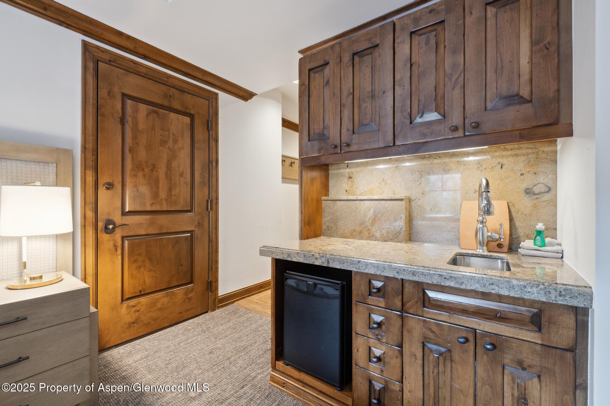 415 E Dean St, Unit 36, Week 33, Aspen, CO 81611 - Photo 30
