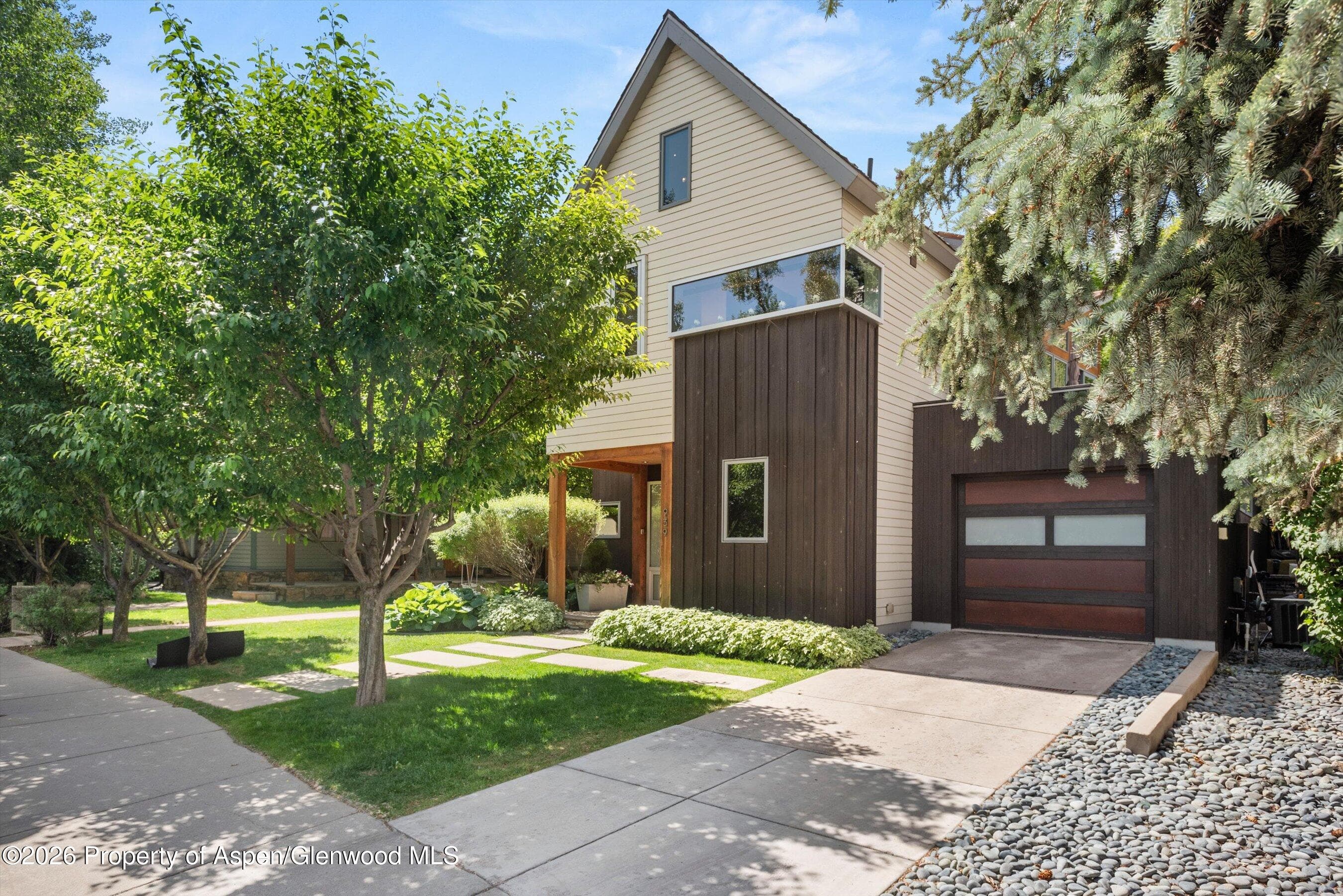 939 E Cooper Avenue B, Aspen, CO 81611 - Photo 1